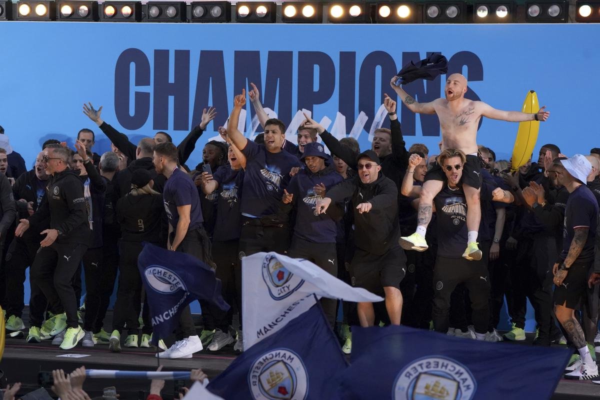 Manchester City celebrates Premier League title with parade on streets
